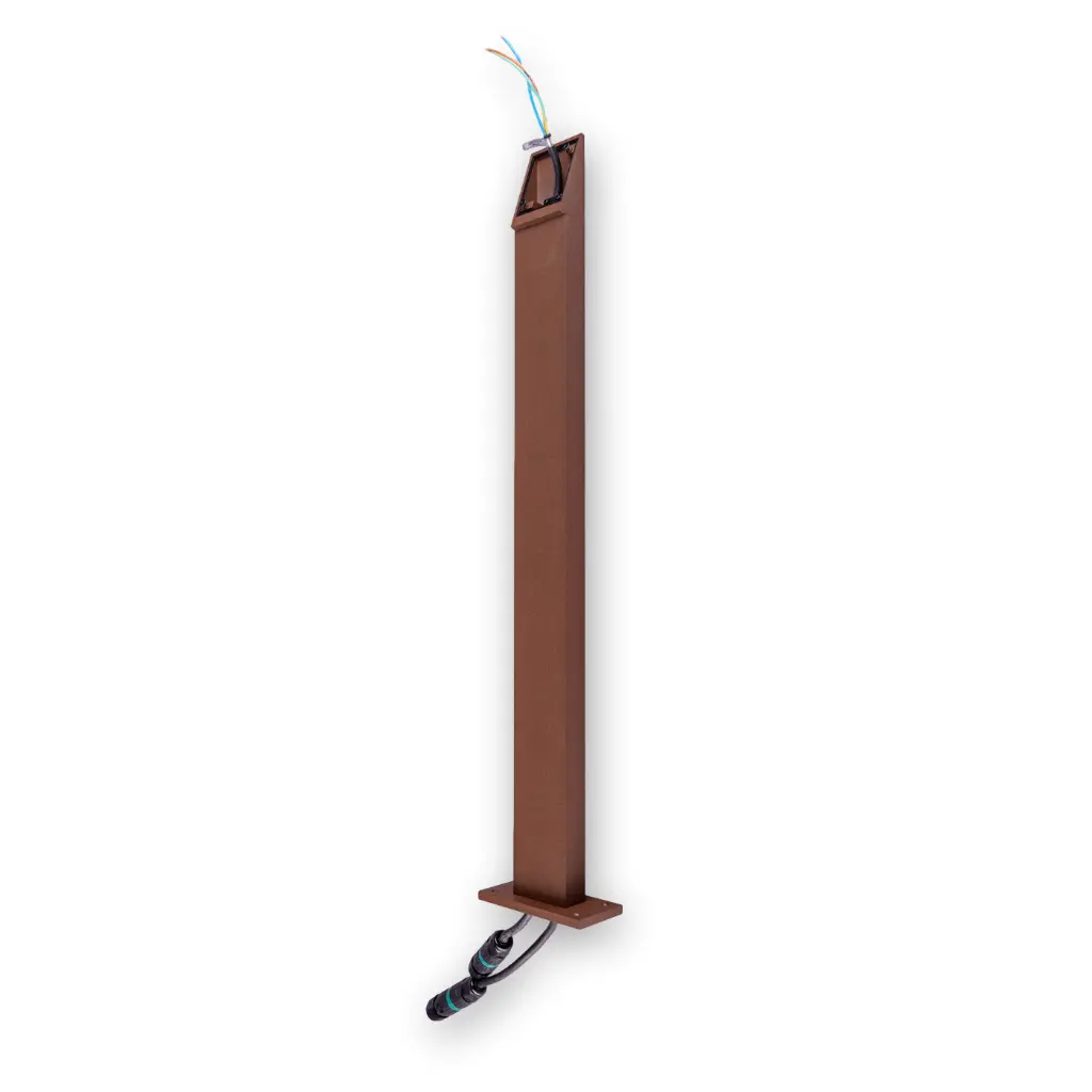 YARD_potelet_big_rusty.webp