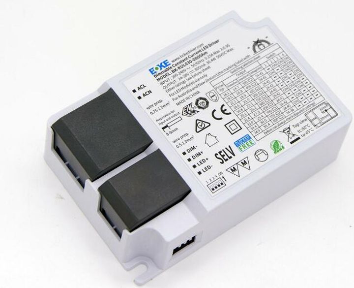 Driver In:200-240VAC Out:24-42V 0,35--0,8A 1-10V DIM + male plug