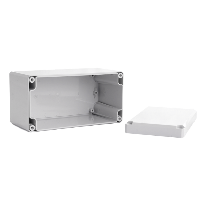 Incl. cover and mounting screws, cover plugs