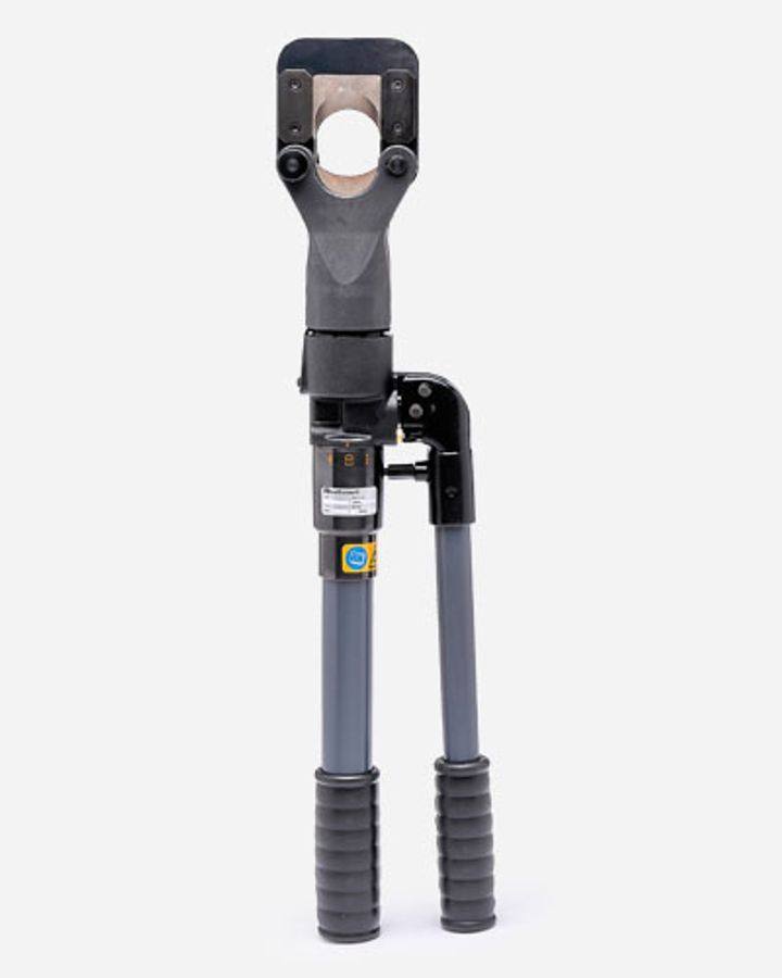 Hydraulic cutting hand-tool